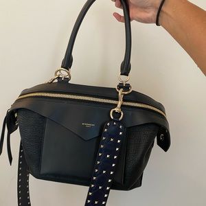 Givenchy sway bag 🔥